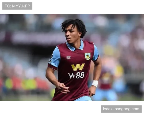 幕后英雄：专访水晶宫队医主管，谈英超赛季的医疗保障挑战